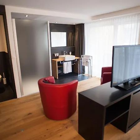 Elite Alpine Lodge - Apart & Breakfast Saas-Fee Room photo